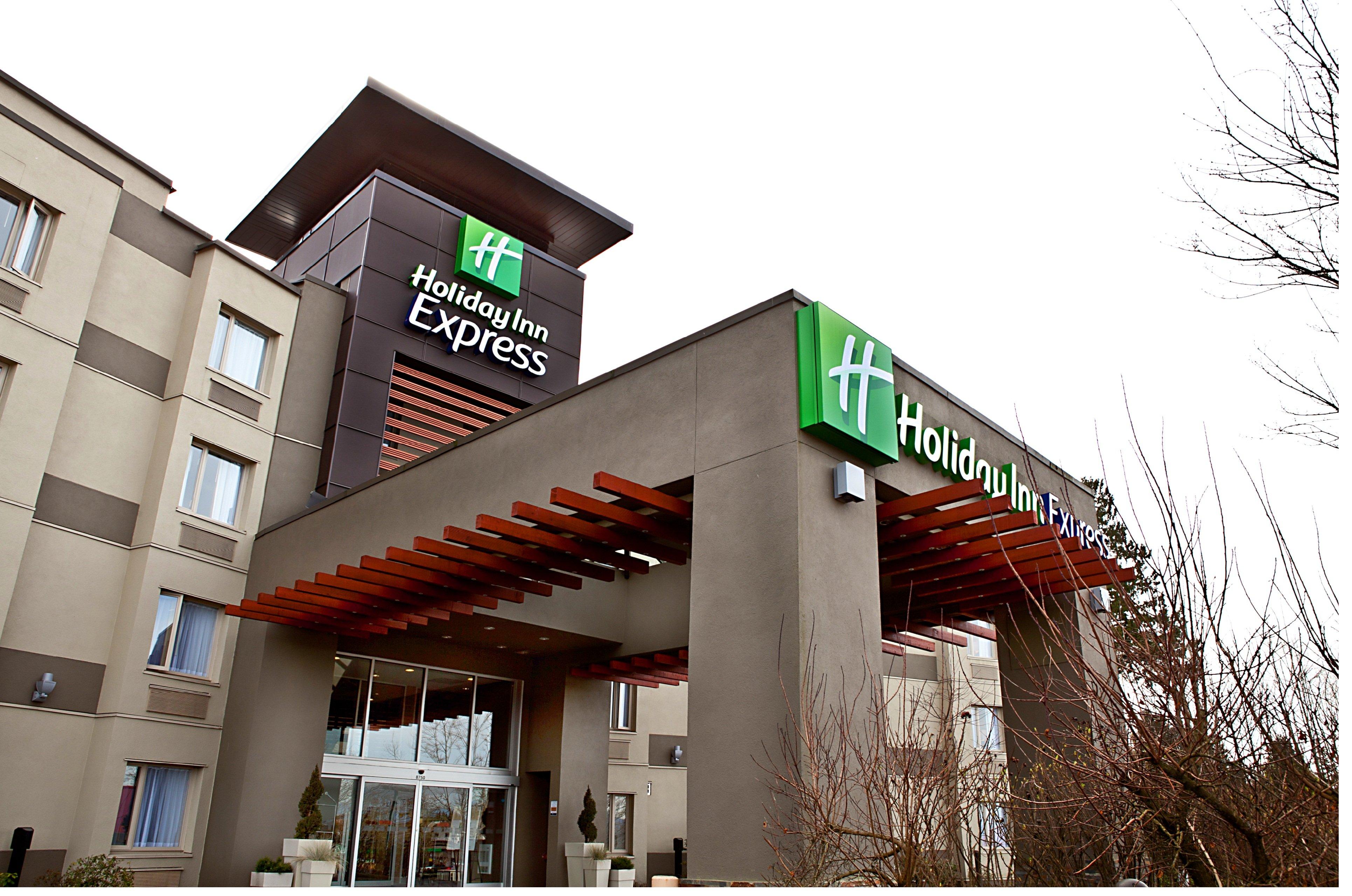 Holiday Inn Express & Suites Langley By Ihg Екстер'єр фото